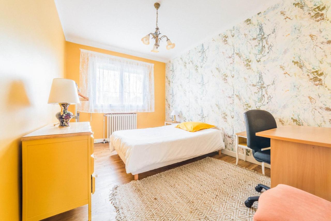 Les Rosiers - Maison Avec Jacuzzi Brive-la-Gaillarde